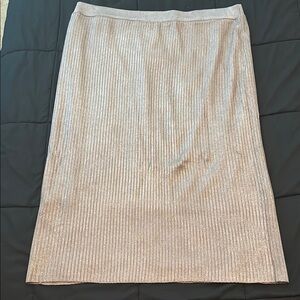 Black Label by Chico’s Elegant Metallic Skirt size 2